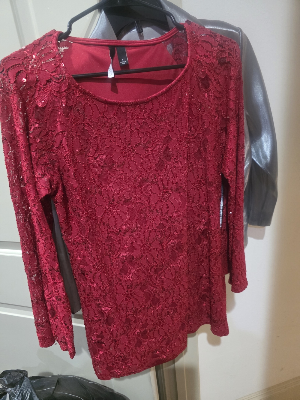 Red Lace Sequin Long-Sleeve Blouse